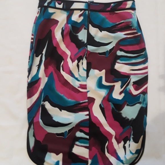 Summer Wear Skirt - Picture 2 of 2
